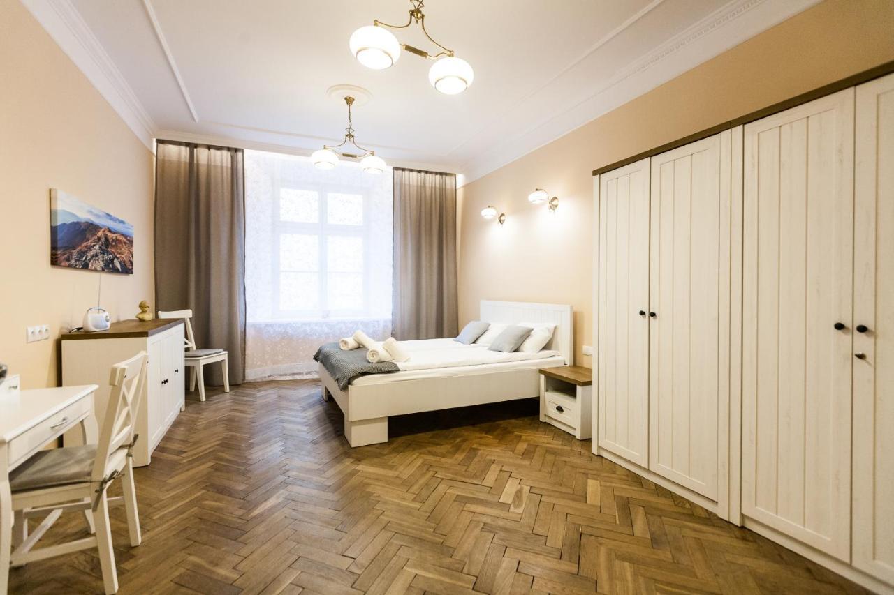 Vintage Poselska Apartment Krasków Exterior foto